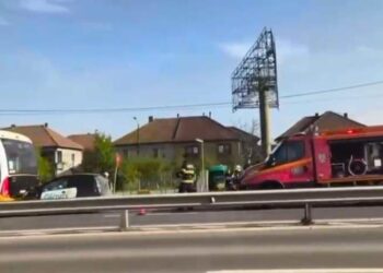 Autobuz nou avariat pe Calea Lugojului de un șofer care s-a urcat băut la volan