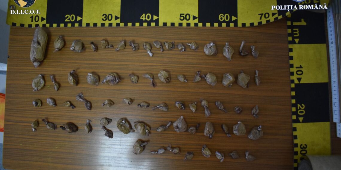 Traficanți de droguri din vest, săltați. Au vândut și oferit droguri de mare risc