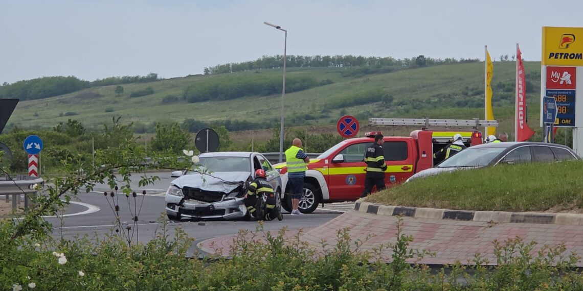 Accident pe centura Lugojului: șofer băut, implicat într-o coliziune cu un TIR