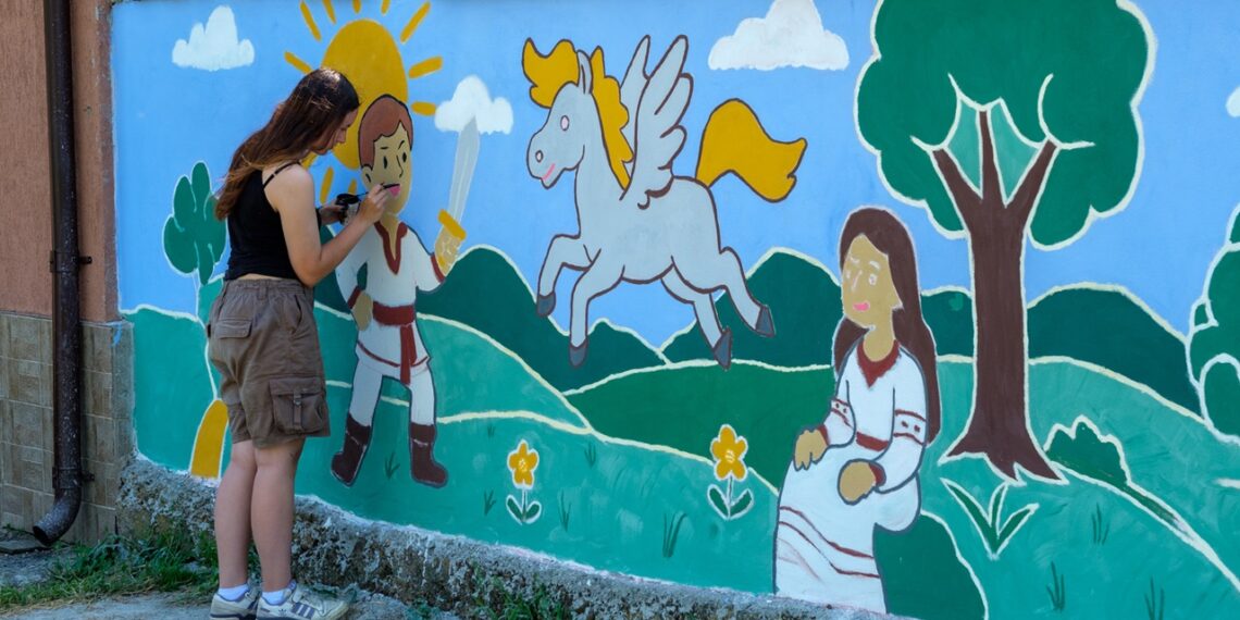 Color the Village la Grădinari: 3 zile, 400 voluntari, 30 de obiective/Foto