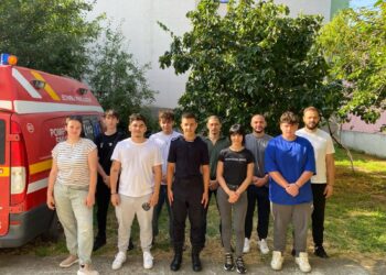 Nouă voluntari din Timișoara, pregătiți să acorde primul ajutor – seria a VI-a „Salvator din pasiune” din 2025