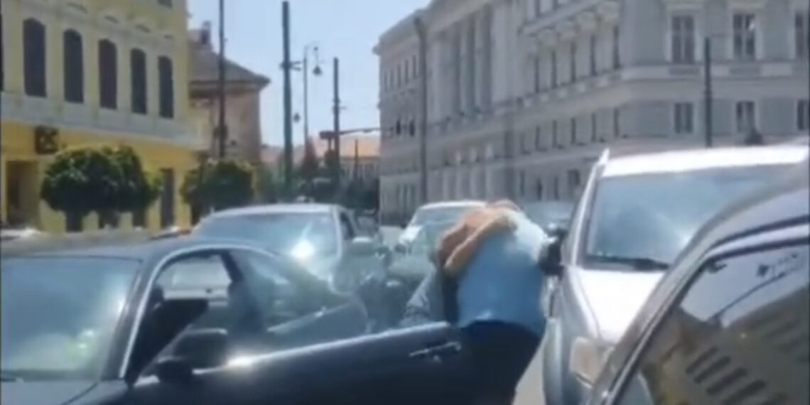 Reținut pentru agresiune în trafic / VIDEO