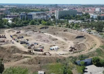 Stadionul de la Timișoara se construiește, asigură Alfred Simonis