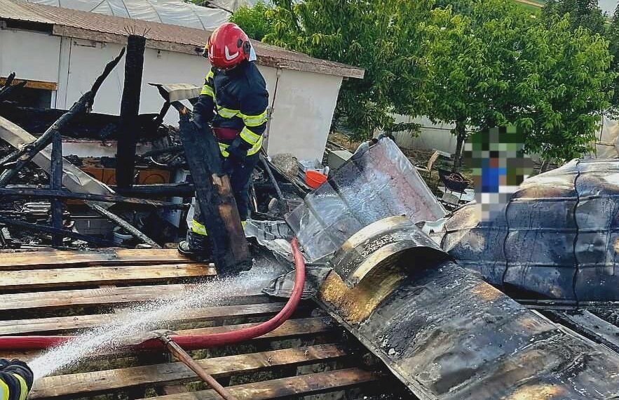 Locuință în flăcări la Șag