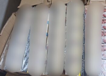 Trei persoane reținute și aproape 1.400.000 de țigarete confiscate, în urma unor percheziții