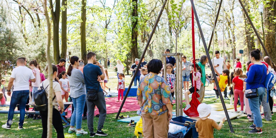 Parcul Pădurice devine scenă pentru un eveniment dedicat oamenilor și poveștilor care leagă comunități