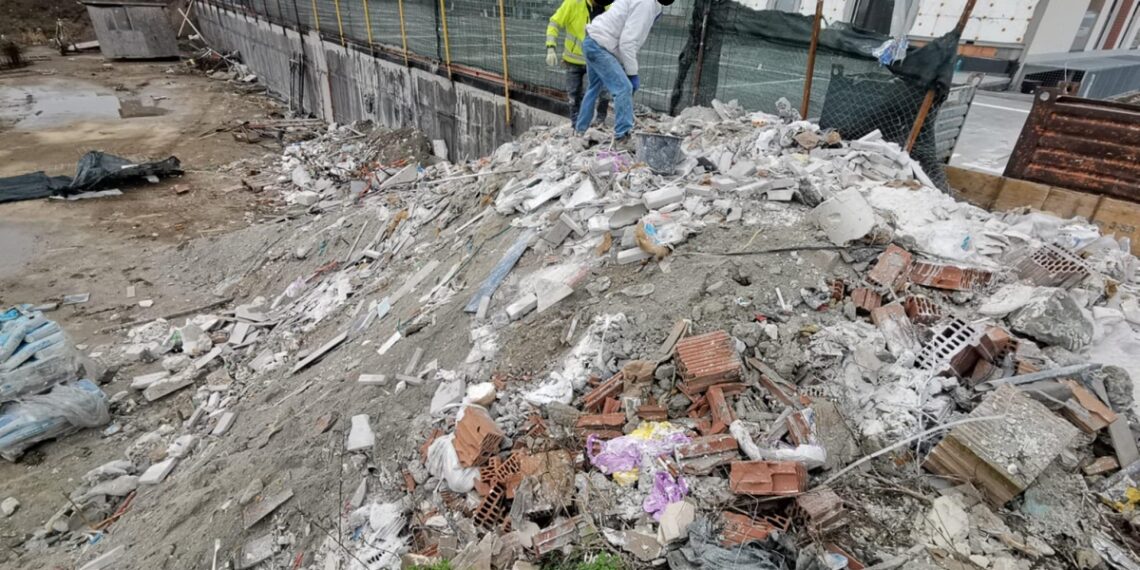 Amenzi de peste 1 milion de lei aplicate de polițiștii locali din Timișoara în cazul șantierelor care produc praf/Foto