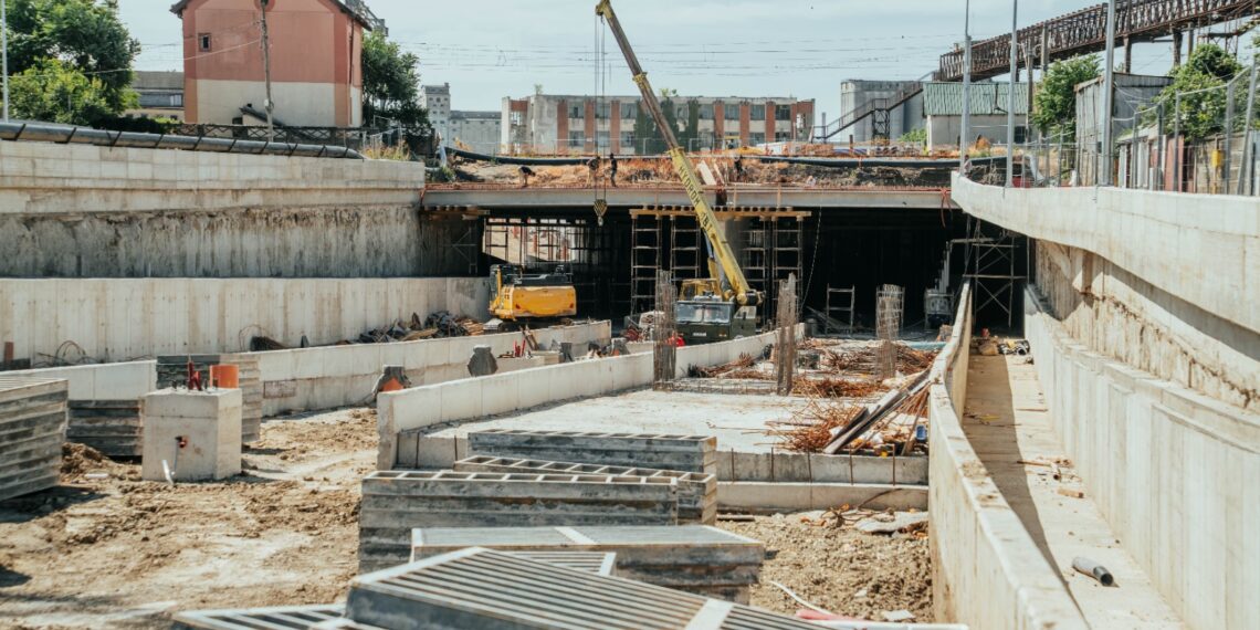 Pasajul Solventul, la peste 80% finalizare: betonarea și asfaltarea drumului peste pasaj încep luna aceasta