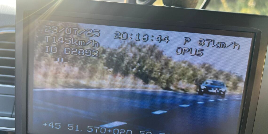 29 permise suspendate și amenzi de peste 280 mii lei date de polițiști pentru viteză