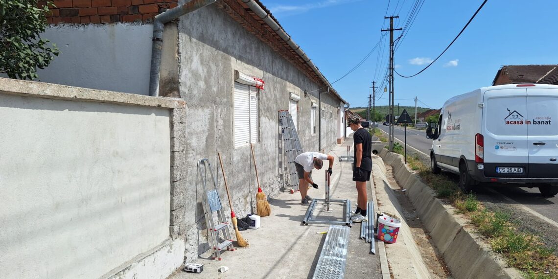 La Grădinari, au venit americanii!