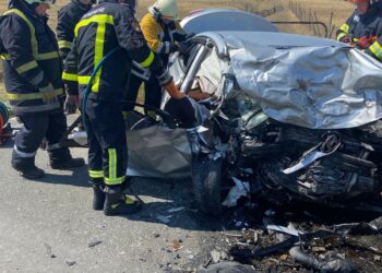 Doi morți într-un accident rutier în vestul țării