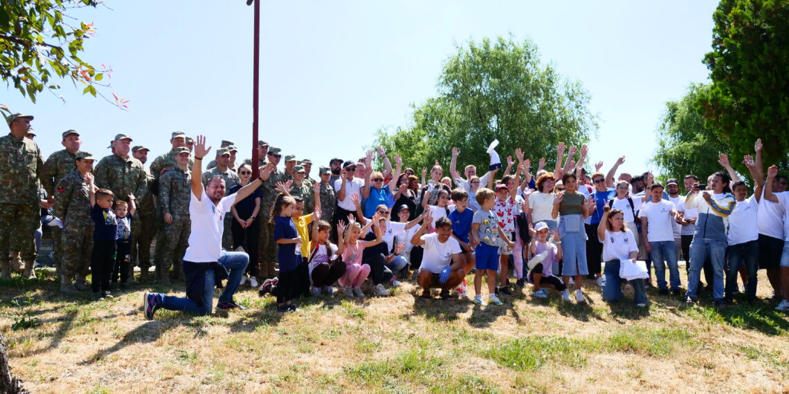 Timișul, redescoperit și curățat: zeci de lugojeni, mari și mici, au făcut echipă!