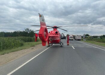 ISU Timiș: A intervenit elicopterul SMURD pe drumul național care leagă Timișoara de Lugoj