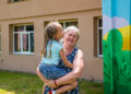Salvați Copiii: Doar unul din trei copii cu părinți plecați la muncă în străinătate își revede familia în această vară