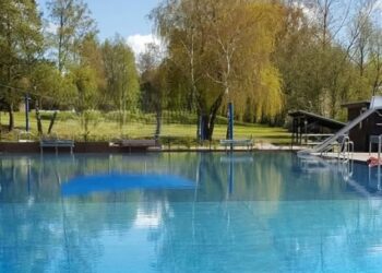 Lecția de la Babeș: Infecții asociate înotului în bazine sau ștranduri