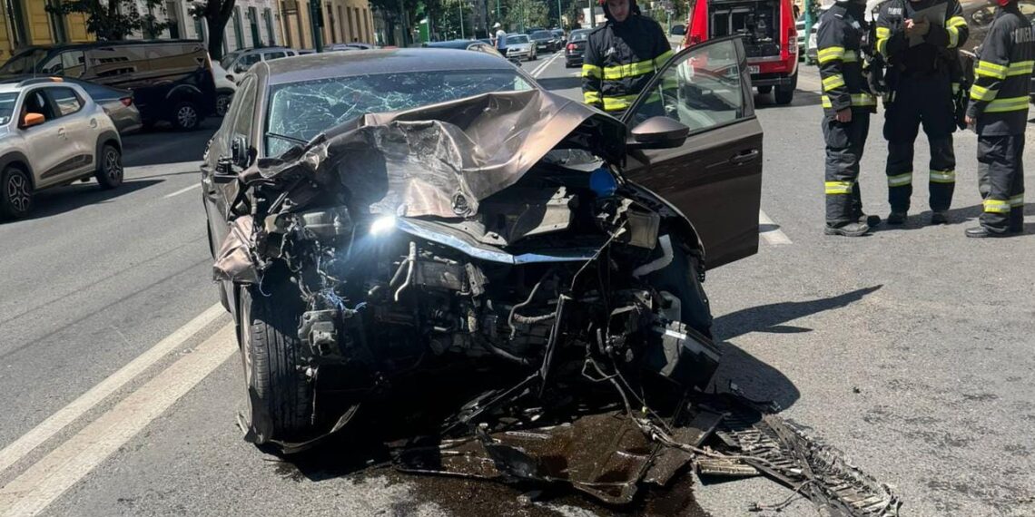 Accident cu o victimă la intersecția Bulevardului Antenei cu strada Aristide Demetriade din Timișoara