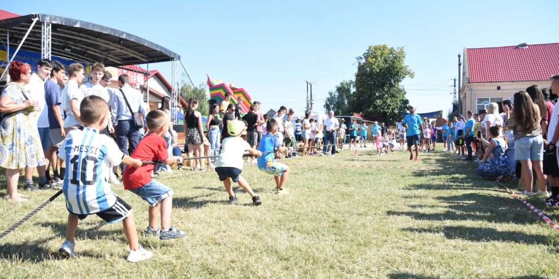 Sânpetru Mare: Festivalul Răchiului/RakijaDa, ediția a XIII-a