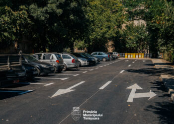 Timișoara: Noi locuri de parcare în locul fostelor garaje/Foto