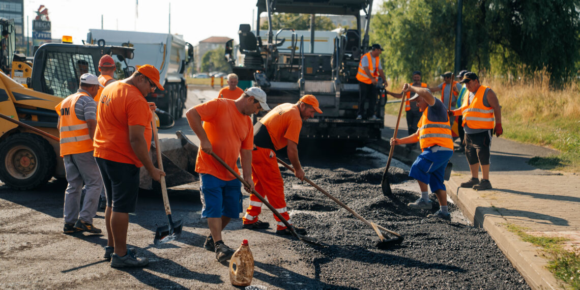 Principalele lucrări de reparații ale bulevardelor din Timișoara avansează/Foto