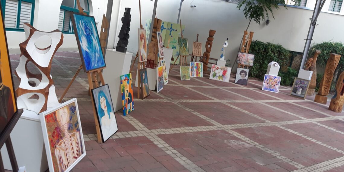 Nouă mașină „de serviciu” pentru prietenii patrupezi ai polițiștilor din Caraș-Severin/Foto