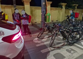 Polițiștii locali, cu ochii pe bicicliști și trotinetiști – cele mai multe sancțiuni aplicate pentru trecerea pe culoarea roșie a semaforului și lipsa echipamentului și dotărilor adecvate