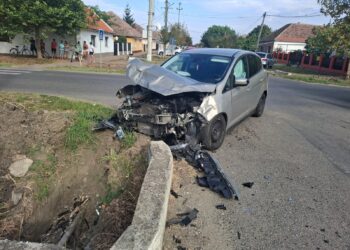 Timiș: O femeie a ajuns la spital în urma unui accident rutier