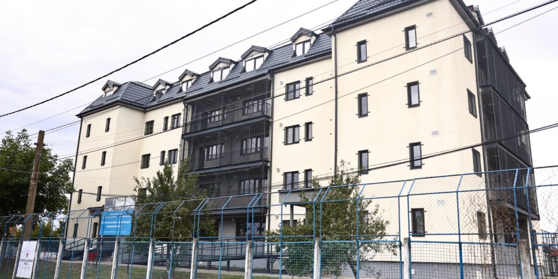 Clădire școlară modernă pentru elevii Centrului „Constantin Păunescu” din Recaș