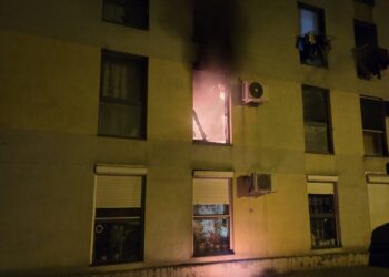 Incendiu la un apartament de pe strada Polonă. Zeci de persoane, evacuate