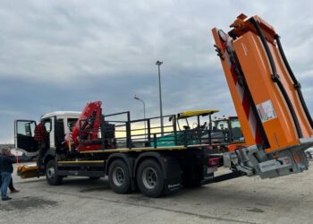 La DRDP Timișoara au fost achiziționate două utilaje noi, multifuncționale, destinate intervențiilor rapide pe autostrada A1