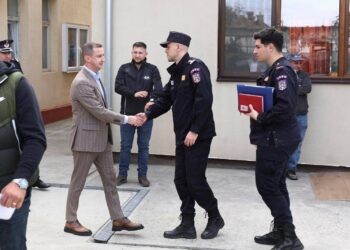 Simonis: Vom sprijini cu fonduri de la Consiliul Județean Timiș refacerea școlii de la Lovrin/Foto