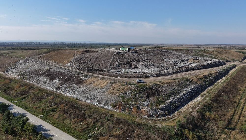 Ședință de urgență la Prefectura Timiș din cauza deponeului de la Ghizela