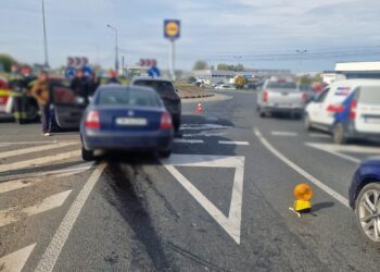 Accident pe drumul ce leagă Remetea Mare de Timișoara. Un șofer de 71 ani a ajuns la spital