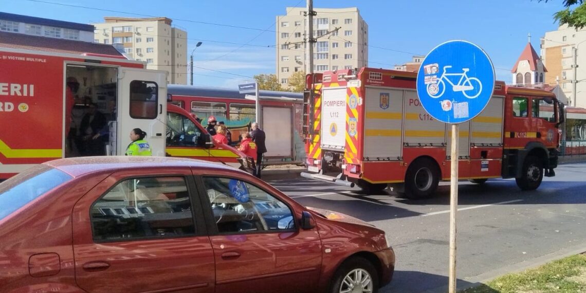 Accident rutier între două tramvaie la Arad