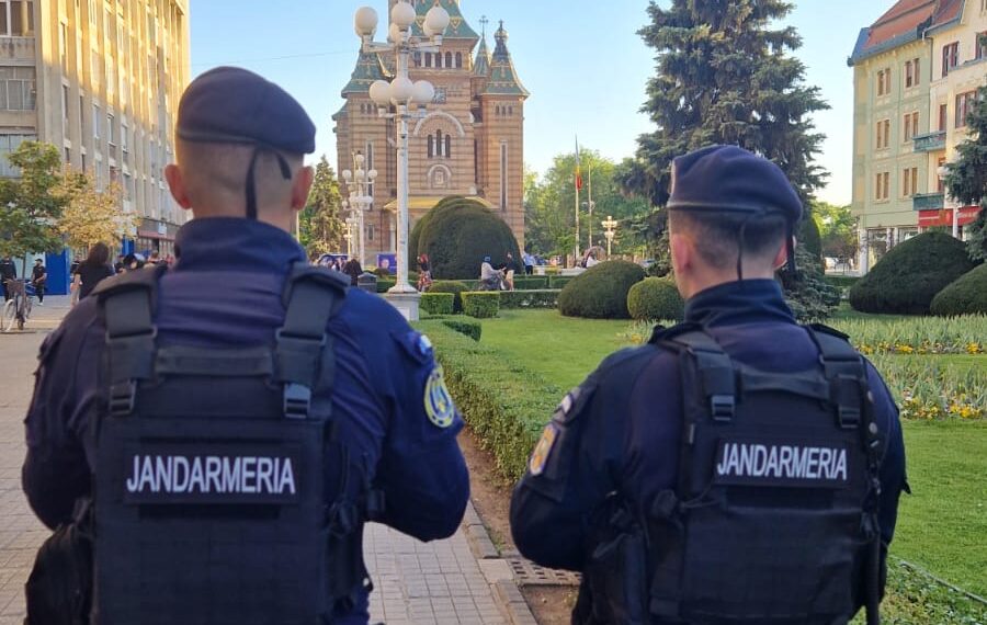 Jandarmii, la datorie și în acest sfârșit de săptămână