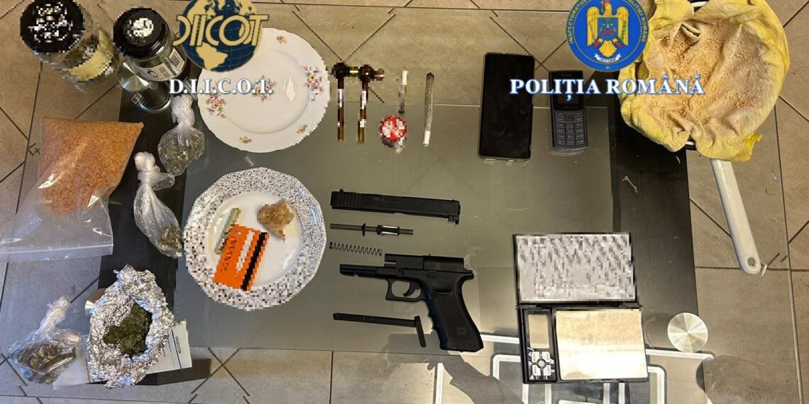 FOTO & VIDEO. Traficanți de droguri, arestați la Timișoara