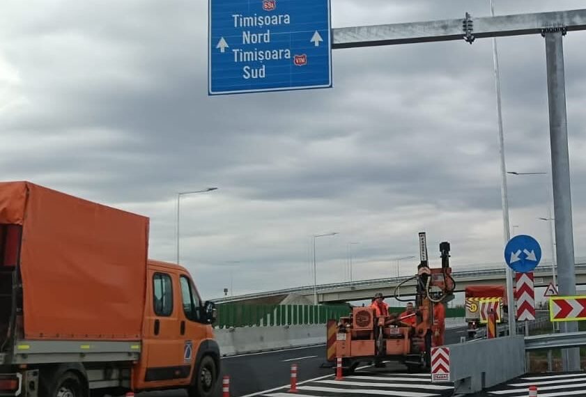 Mai multe drumuri din zona de vest, în lucru