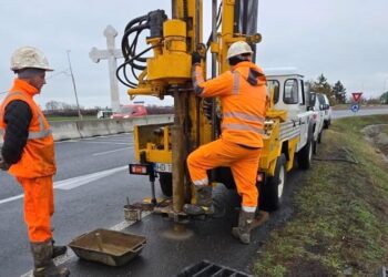 Au început investigațiile geotehnice necesare elaborării Studiului de Fezabilitate pentru extinderea la 4 benzi a Centurii Timișoara Nord