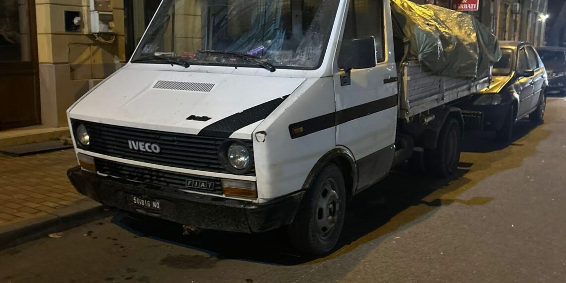 A călcat strâmb de două ori! Un lugojean prins din nou cu gunoiul în sac