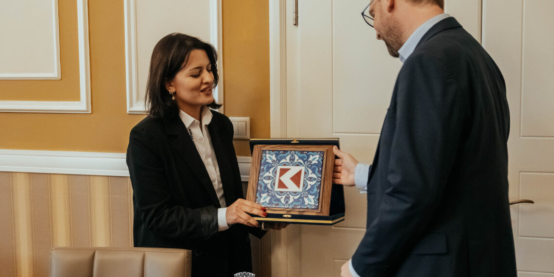 Flota de transport public a Timișoarei se modernizează cu 30 de autobuze electrice noi