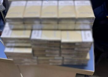 Țigarete nemarcate fiscal, descoperite de polițiștii timișeni