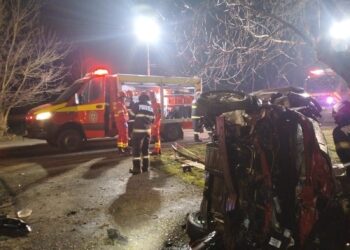 Accident grav la Călugăreni: o persoană inconștientă, după ce un autoturism s-a răsturnat. Update: a murit