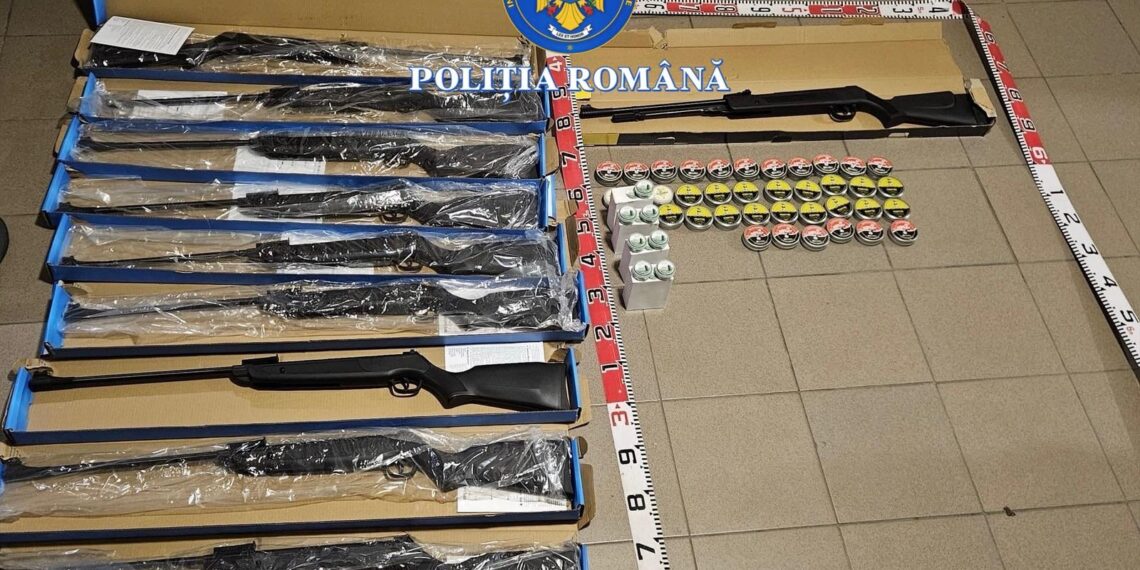 Percheziție la Chișineu-Criș: bărbat reținut pentru nerespectarea regimului armelor și munițiilor