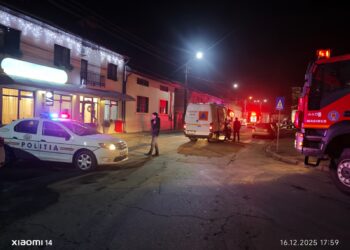 Scurgere de gaz în Lugoj: zeci de persoane evacuate de pompieri/Foto-video