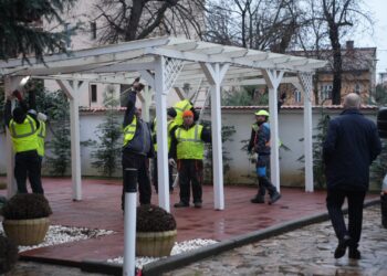 Parcul Zurich din zona Modern revine la dimensiunea reală. Primăria Timișoara a recuperat terenul ocupat ilegal/Foto