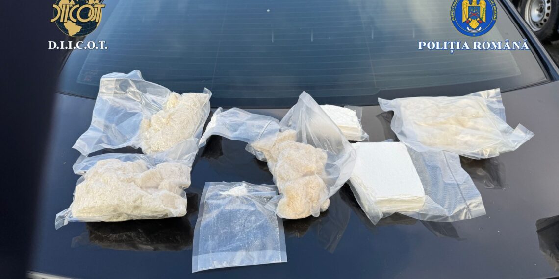 Doi suspecți sunt cercetați pentru trafic de droguri de mare risc, după o acțiune a polițiștilor și procurorilor DIICOT, la Timișoara