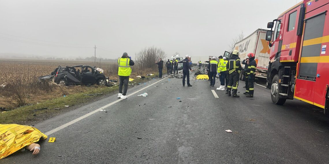 Tragedie de proporții în Timiș: șapte persoane au murit, alte trei au fost rănite într-un accident rutier/Video cu momentul impactului