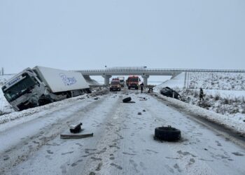 Accident rutier cu victimă încarcerată între localitățile Șag și Giroc