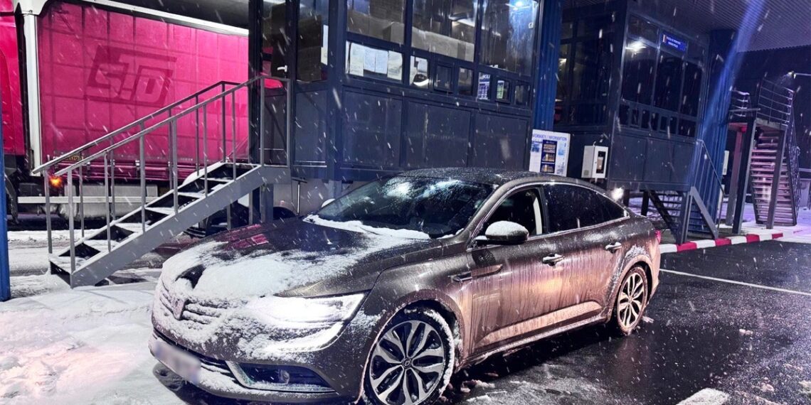 Autoturism căutat de către autoritățile din Franța, indisponibilizat de poliţiştii de frontieră