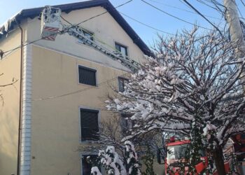 Sezonul rece aduce riscuri: recomandări pentru prevenirea accidentelor cu țurțuri de la ISU Timiș