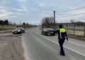 9 permise de conducere reținute și 6 certificate de înmatriculare retrase de polițiștii din Caraș-Severin